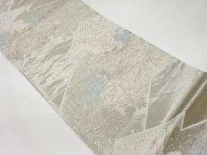 リサイクル　プラチナ箔孔雀に花々模様織出し袋帯